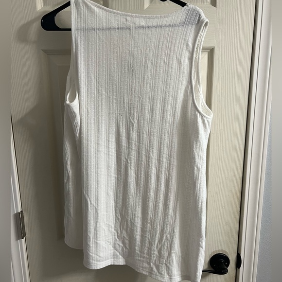 Maurices Flowy Textured White Tank - Picture 4 of 4